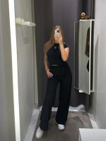 672954764: Chica busca chico en Barcelona