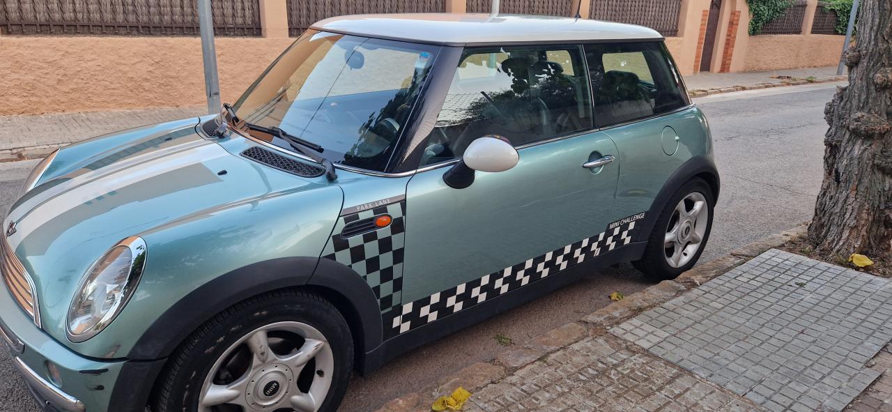 Chica busca chico en Barcelona: 