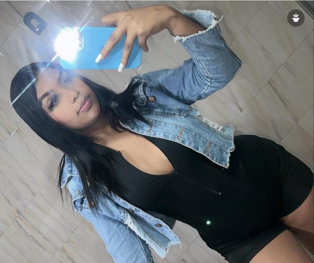 673782775: Chica busca chico en Mallorca