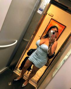 613796843: Chica busca chico en Madrid