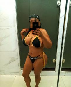 613796843: Chica busca chico en Madrid