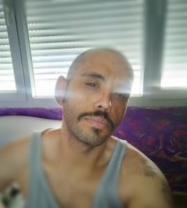 672979567: Chico busca chica en Asturias