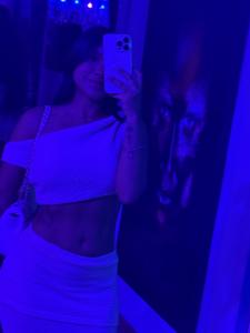 610369980: Chica busca chico en Málaga