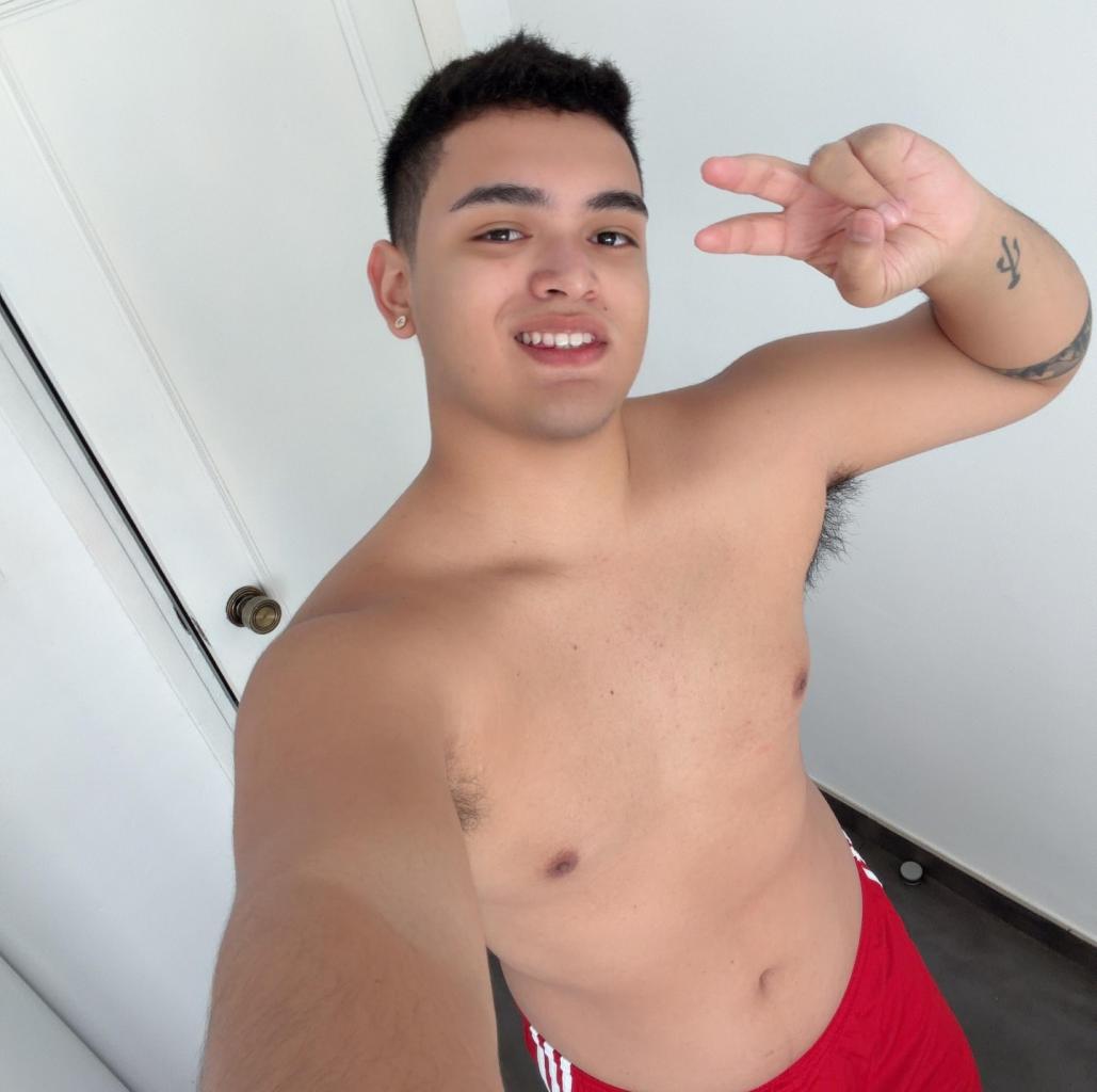 695091078: Chico busca chica en León