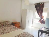 647677665:  en Málaga