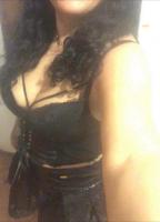 613913039: Chica busca chico en La Coruña