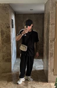 673837607: Chico busca chica en Madrid