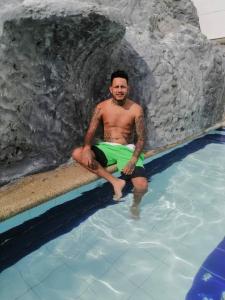 610189573: Chico busca chica en Toledo