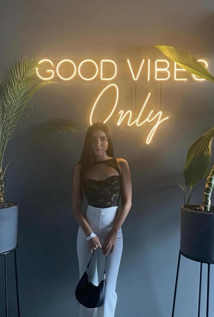 Chica busca chico en Murcia: 