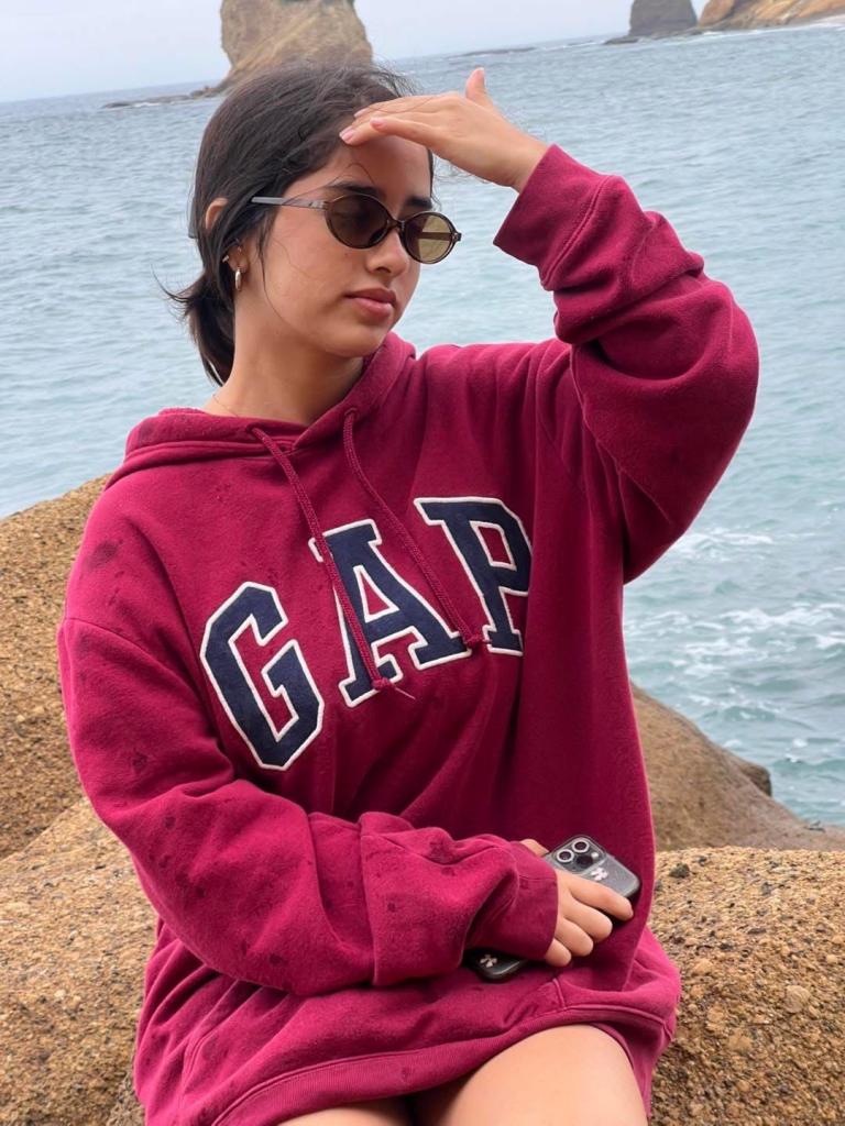 643878228: Chica busca chico en Alicante