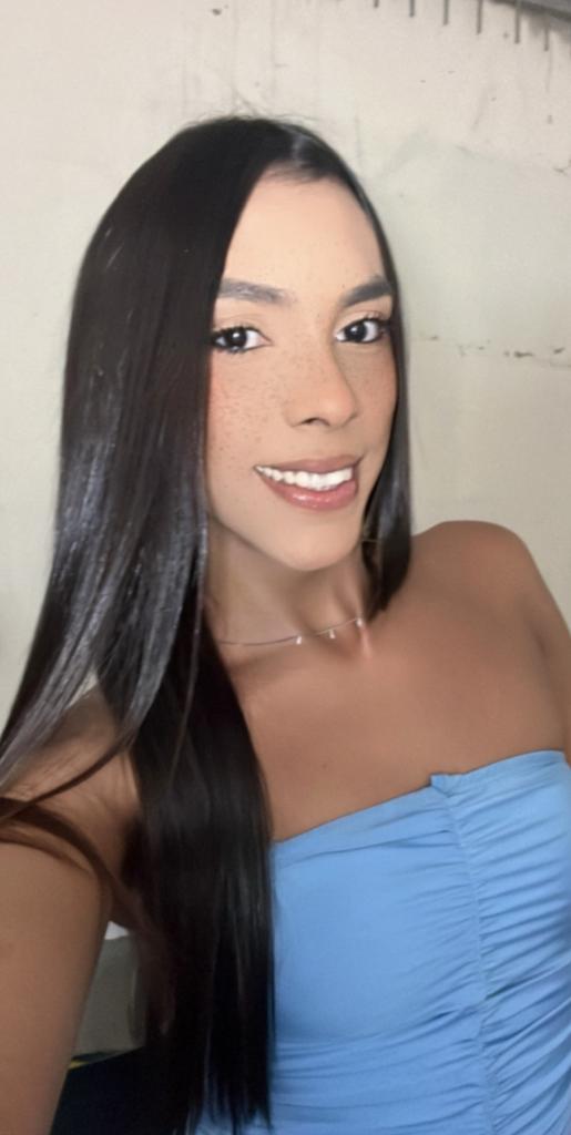 695475683: Travesti en Barcelona