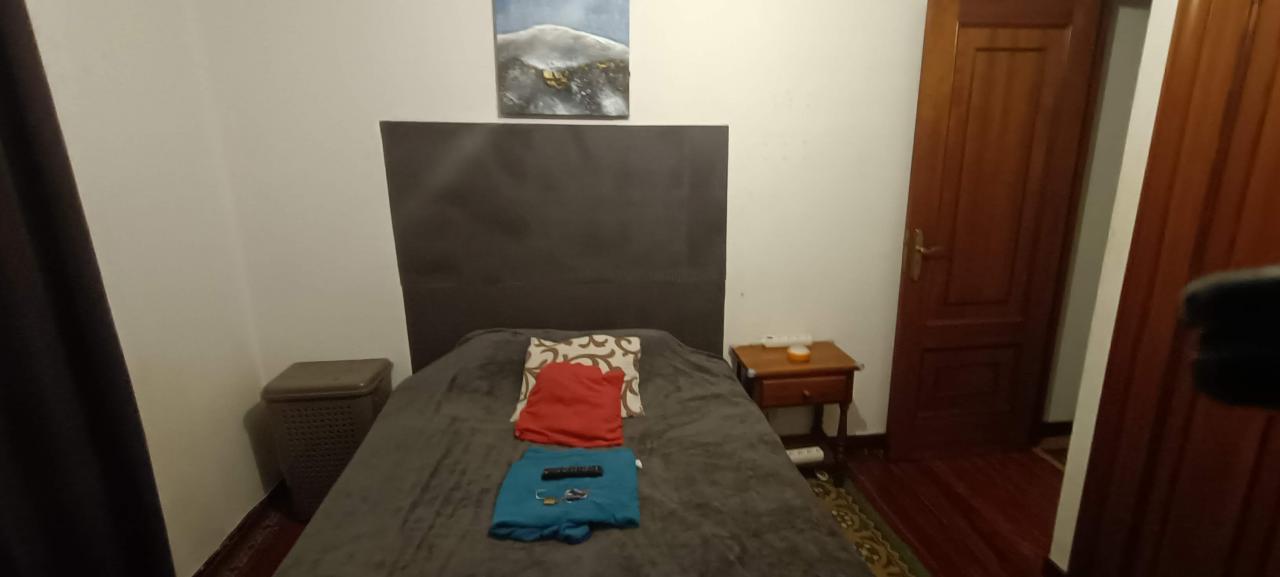 644320748: Chica busca chico en La Coruña