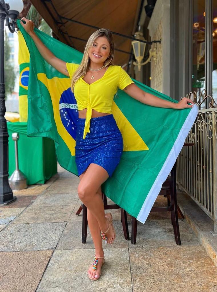 695868119: Chica busca chico en Madrid