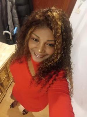 613104732: Chica busca chico en Navarra