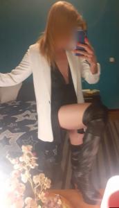 625089152: Chica busca chico en Madrid