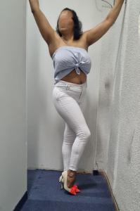 641372511: Chica busca chico en Madrid