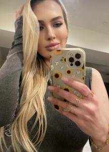 633740829: Chica busca chico en Almería