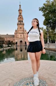 631017641: Chica busca chico en Sevilla