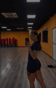 664355564: Chica busca chico en Mallorca