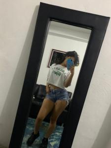 677680626: Chica busca chico en Murcia