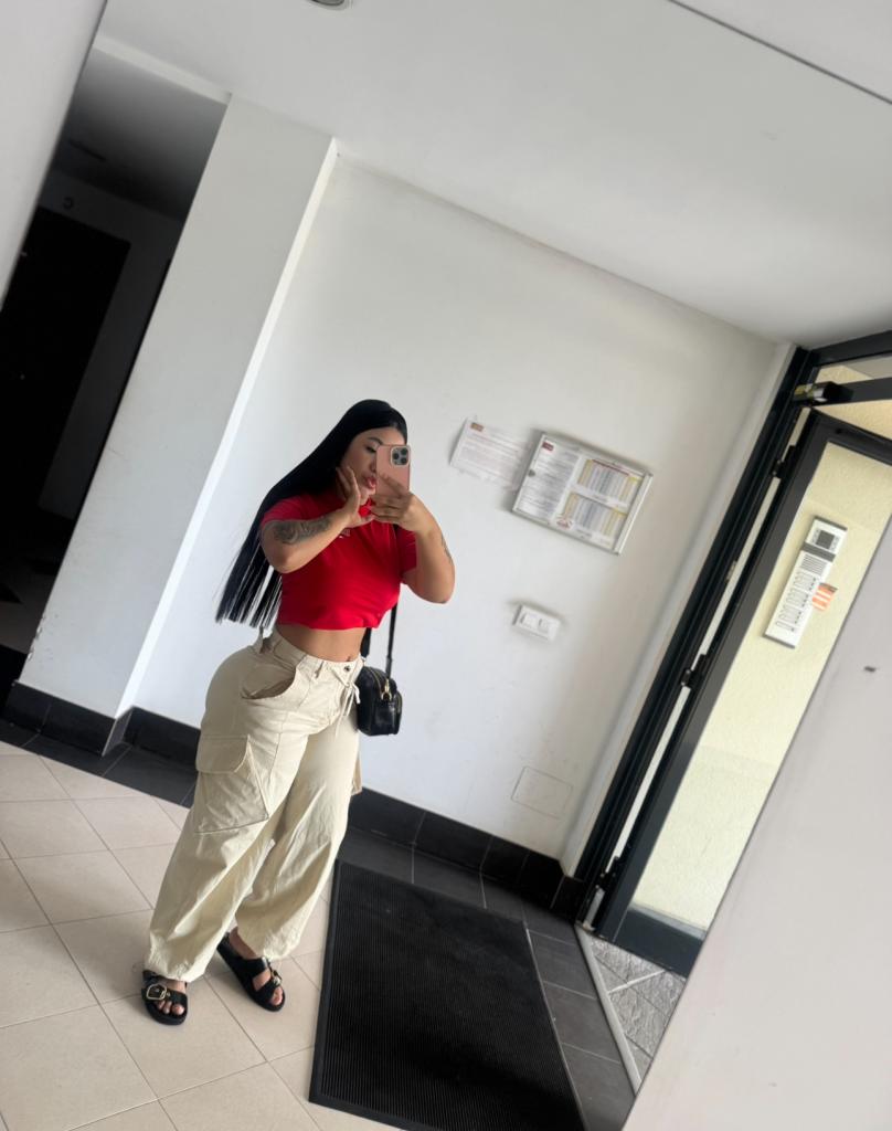 633214091: Chica busca chico en Burgos