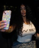 631373075: Chica busca chico en La Coruña