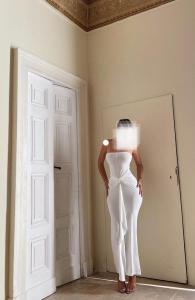 634090000: Chica busca chico en Mallorca