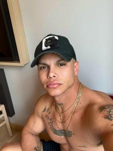 Chico busca chica en Barcelona: 