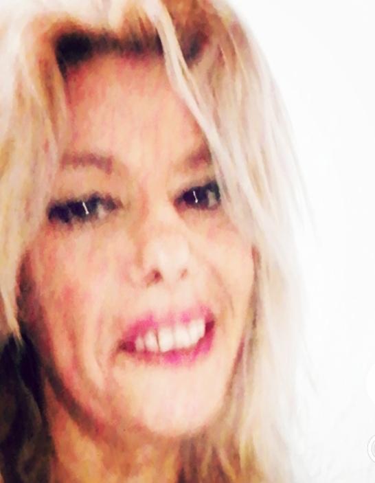 672510988: Chica busca chico en Alicante