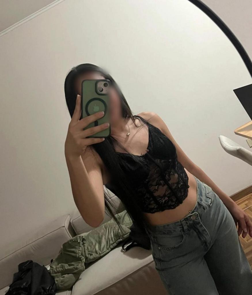 643439831: Chica busca chico en Madrid