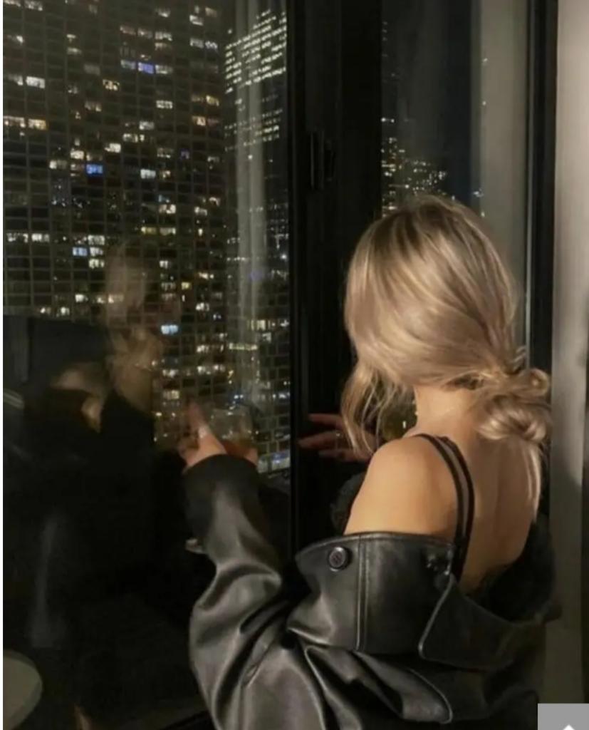 Chica busca chico en Almería: 