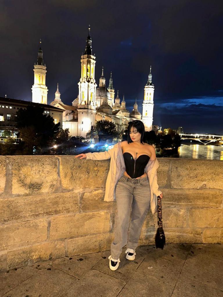 Chica busca chico en Barcelona: 