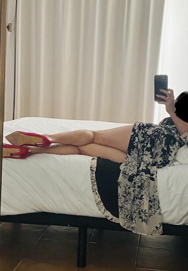 Chica busca chico en Granada: 