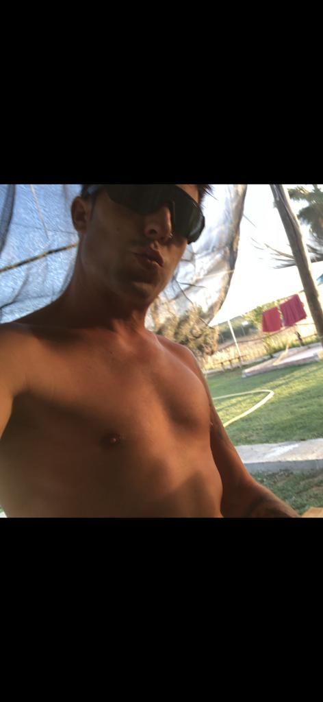 614198945: Chico busca chica en Córdoba