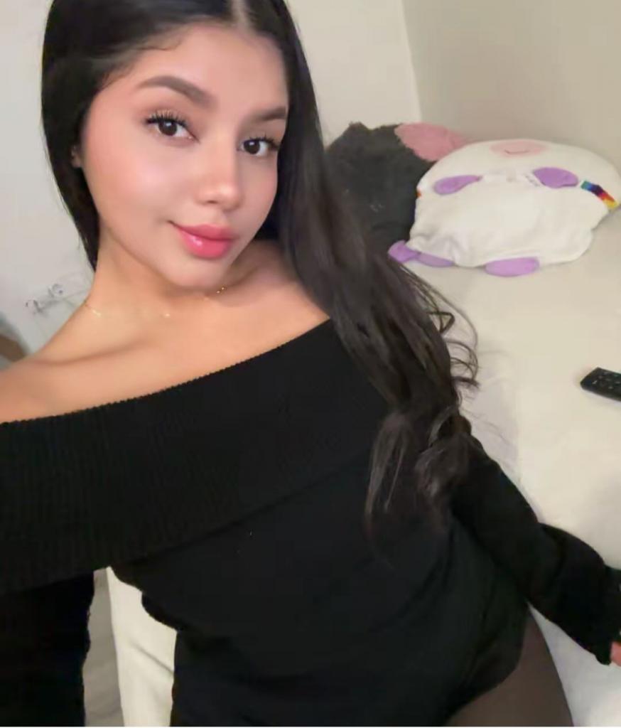 Chica busca chico en Ibiza: 