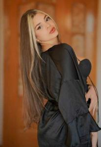 607436913: Chica busca chico en Alicante