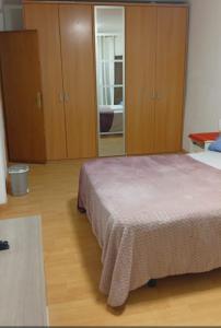 615664076:  en Barcelona