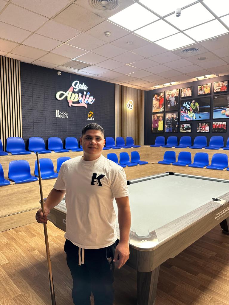 627329104: Chico busca chica en Málaga