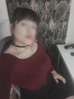 647374133: Chica busca chico en Barcelona