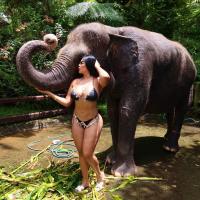 637103542: Chica busca chico en León