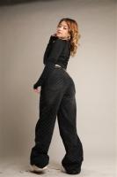 670860324: Chica busca chico en Madrid