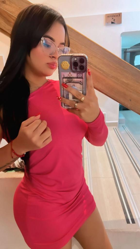 Chica busca chico en Cádiz: 