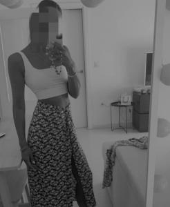 Chica busca chico en Cádiz: 