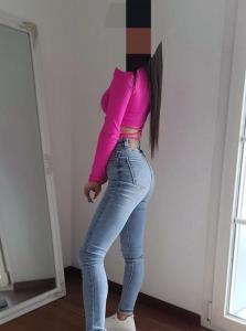 672822398: Chica busca chico en Madrid