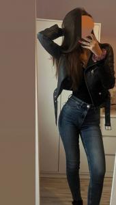 672822398: Chica busca chico en Madrid