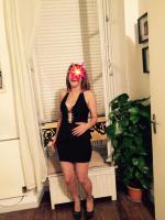 614367855: Chica busca chico en Pontevedra