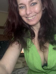 670813143: Chica busca chico en Salamanca