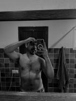 663523151: Chico busca chica en Mallorca