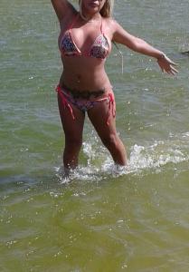 631710256: Chica busca chico en Sevilla