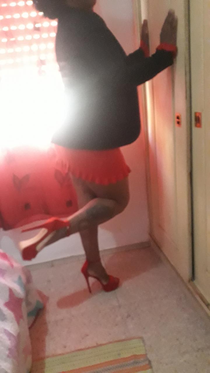 612492365: Chica busca chico en Badajoz